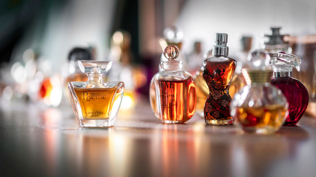 Descubre los Ingredientes Esenciales de los Perfumes