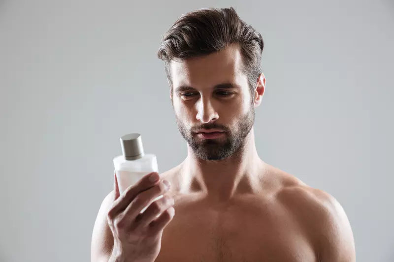 Perfumes con feromonas para hombres
